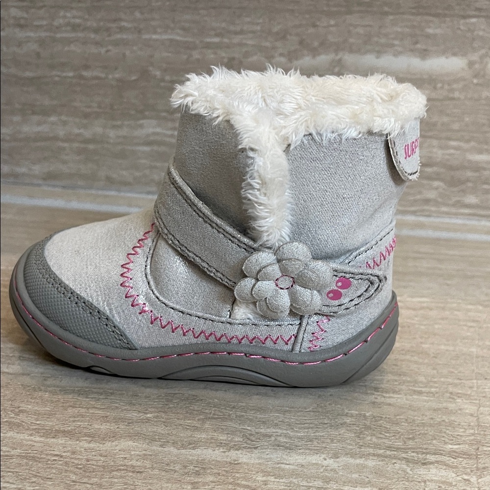 SURPRIZE NWOT Baby Girls Size 3 Cozy Gray and Pink Boots Velcro - Picture 2 of 11